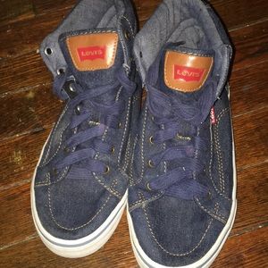 Levi’s shoes